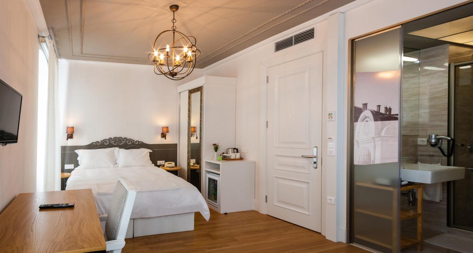 Hotel Pino Istanbul